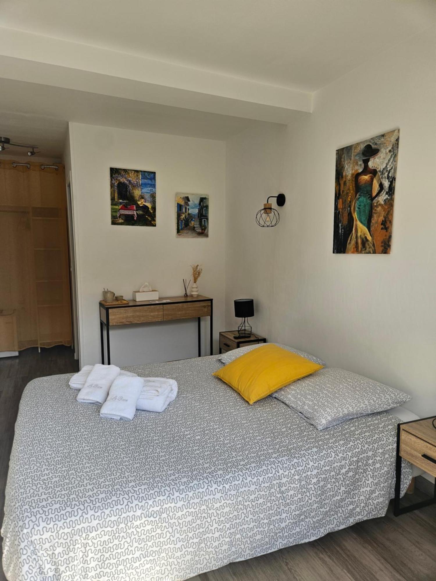 Hotel Chez Louis Les Issambres Esterno foto